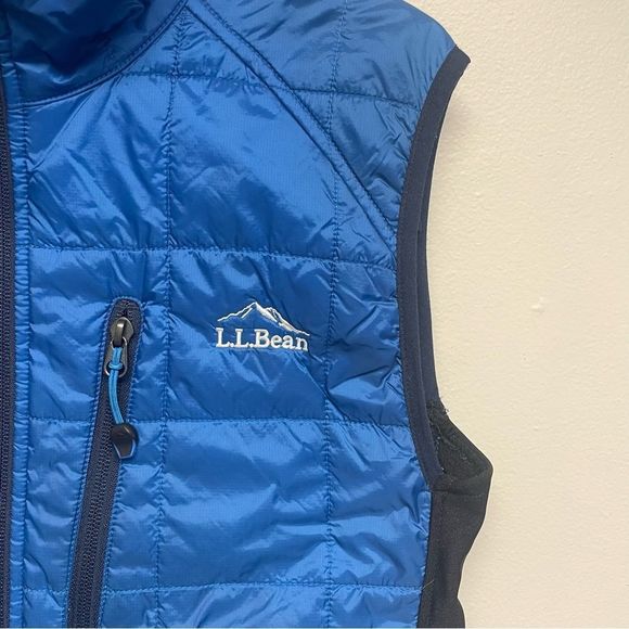 L.L. Bean Full Zip Blue Puffer Vest Size Small - Picture 2 of 6